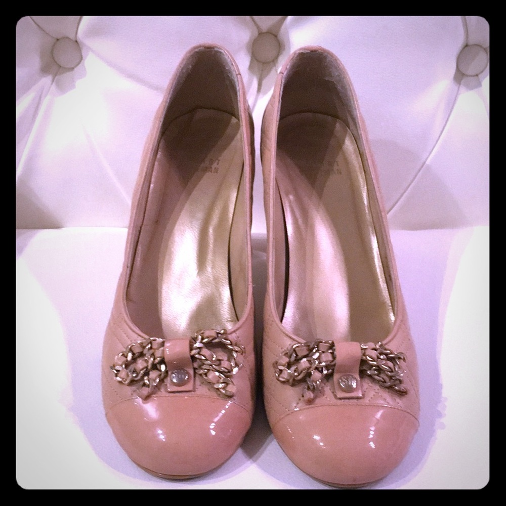 Gorgeous Stuart Weitzman pumps!