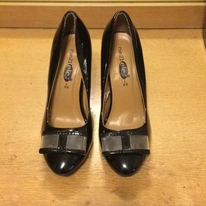 Rue 21 heels