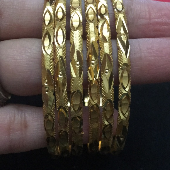 NIB bangles set of 6 - Picture 1 of 7