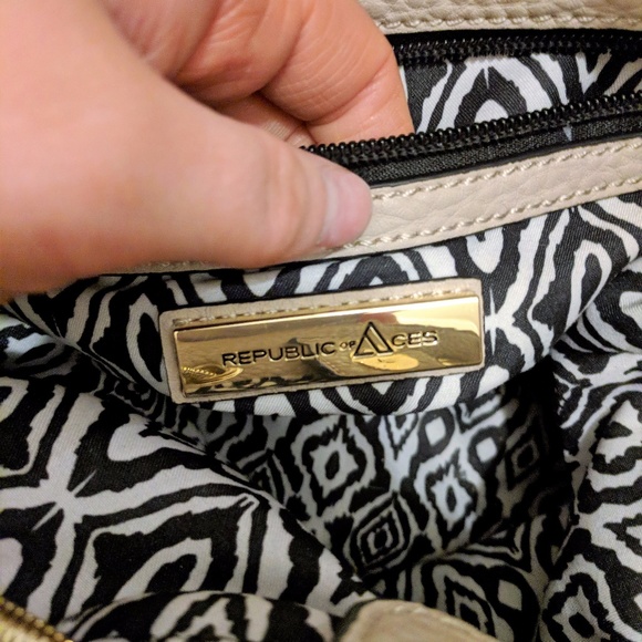 NWOT Republic of Aces DIANNE Bucket Bag in Stone - Picture 5 of 6