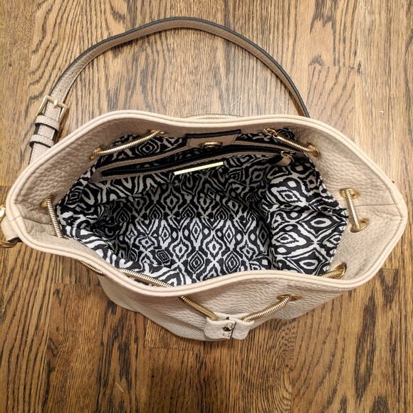 NWOT Republic of Aces DIANNE Bucket Bag in Stone - Picture 4 of 6