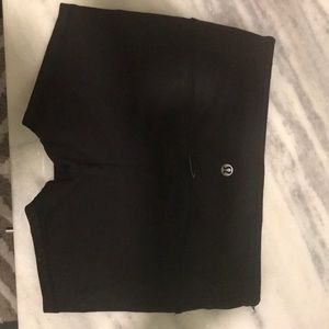 Lululemon Boogie Short Size 2