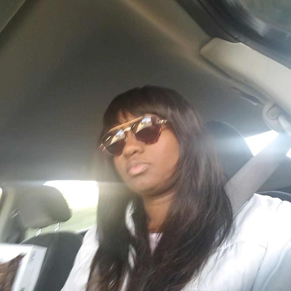 Meet your Posher, Tereika