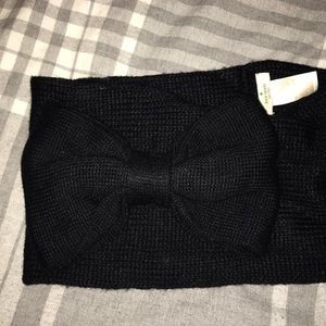 Kate Spade Knit Infinity scarf with bow detail