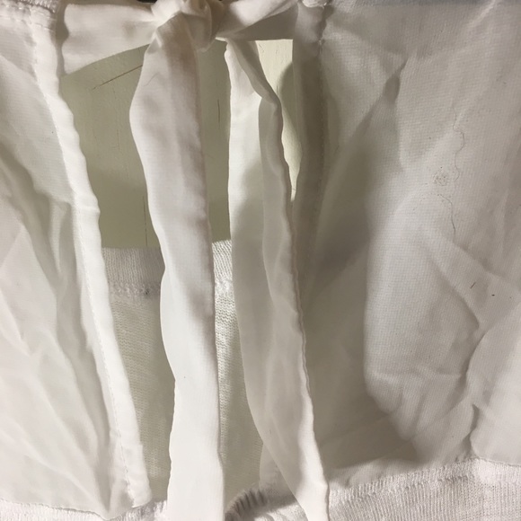 White basic top - Picture 3 of 4