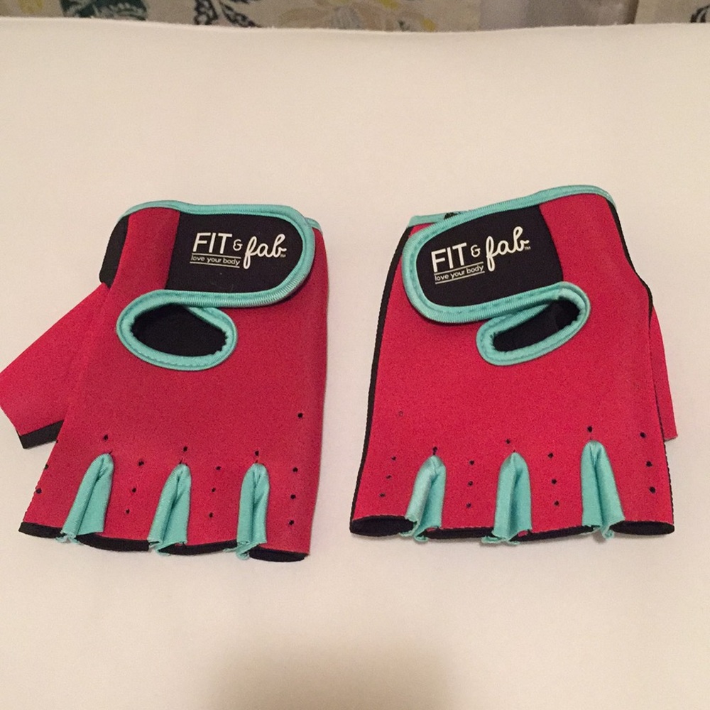 New Pink fitness gloves