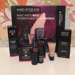 Make Up For Ever Gift Set