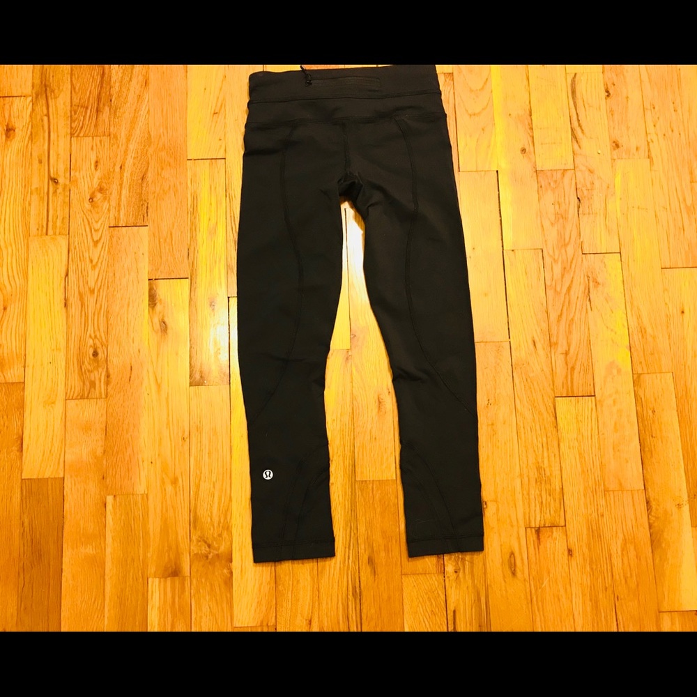 Lululemon crops