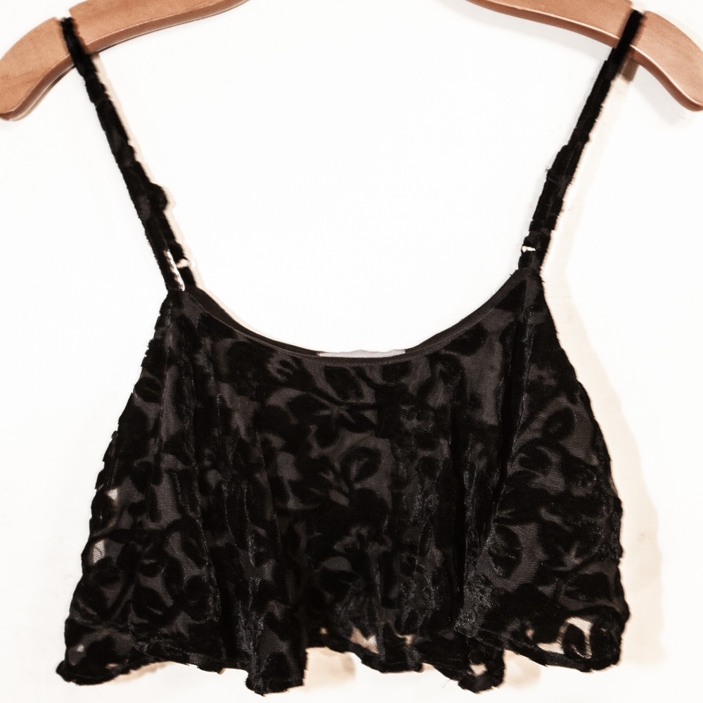 Jonesy Cropped Black Velvet Floral Tank Top