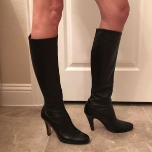 Black Leather Stretch Boots