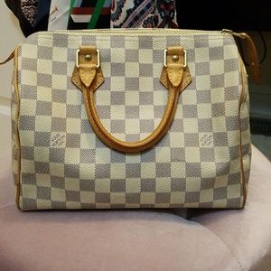 Authentic LV Speedy 25 (NO TRADES)