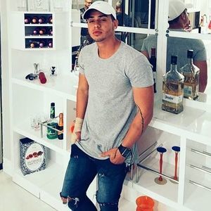 Meet your Posher, Gabriel