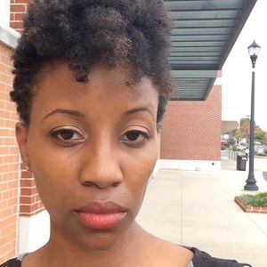 Meet your Posher, Valarie