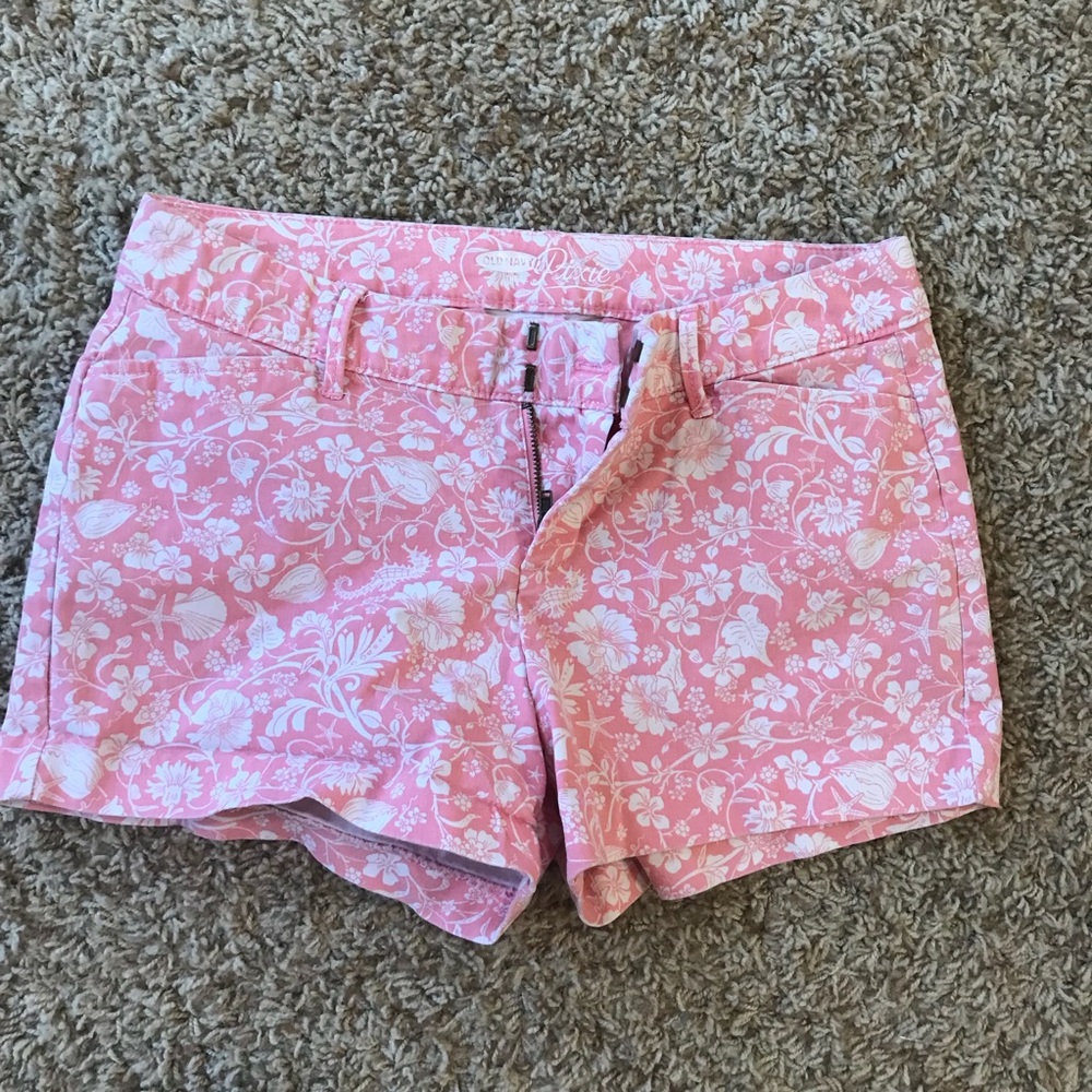 Old navy shorts