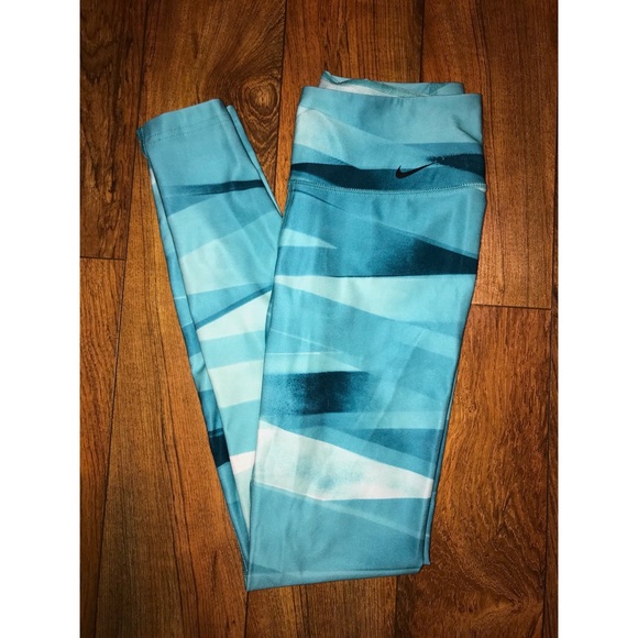 Nike Dri-fit leggings - Picture 1 of 4