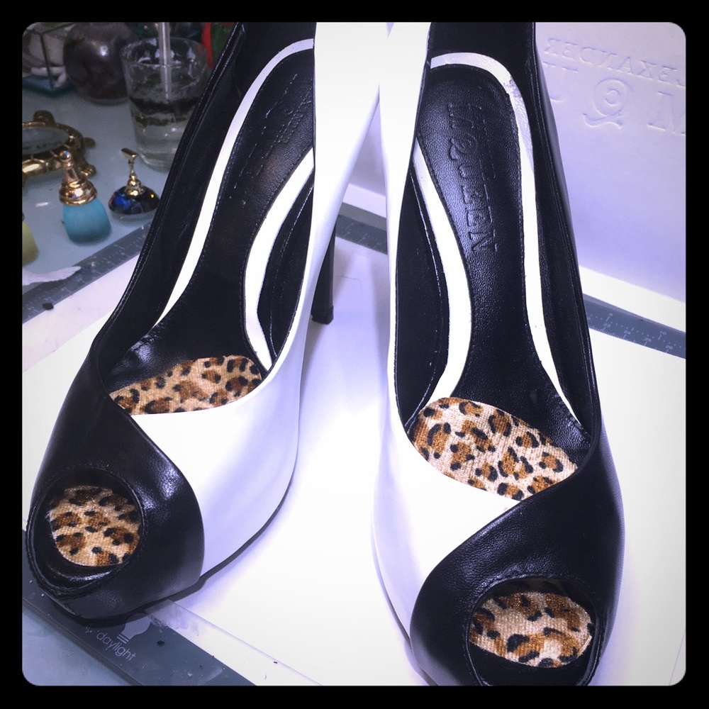 Steve McQueen Black white replica Pumps