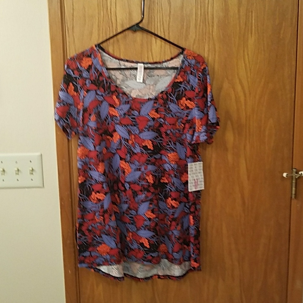 LuLaRoe M Classic T *NWT*