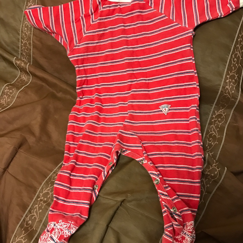 Guess - Picture 2 of 2
