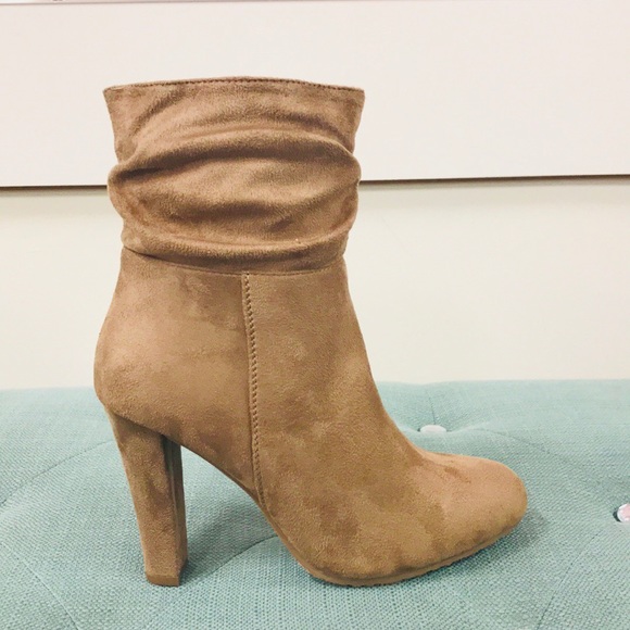 Bonnie Booties - Picture 5 of 6