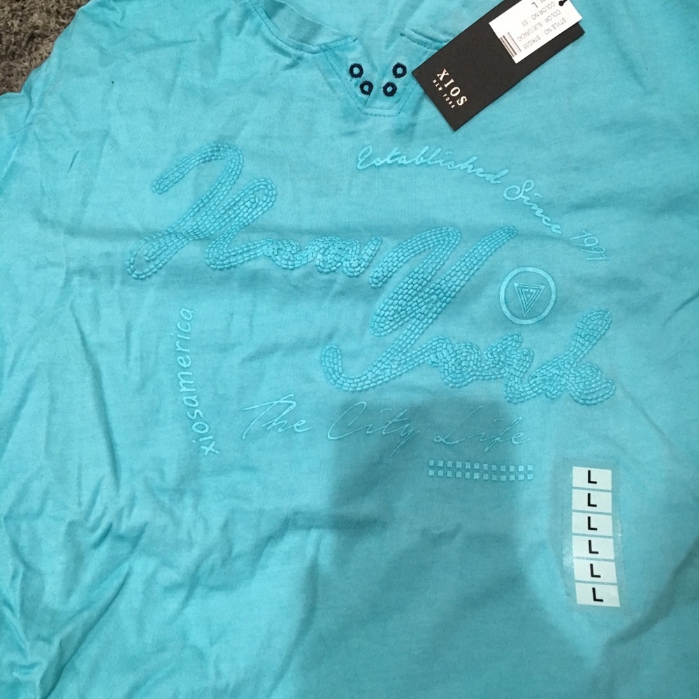 Large xios men’s shirt