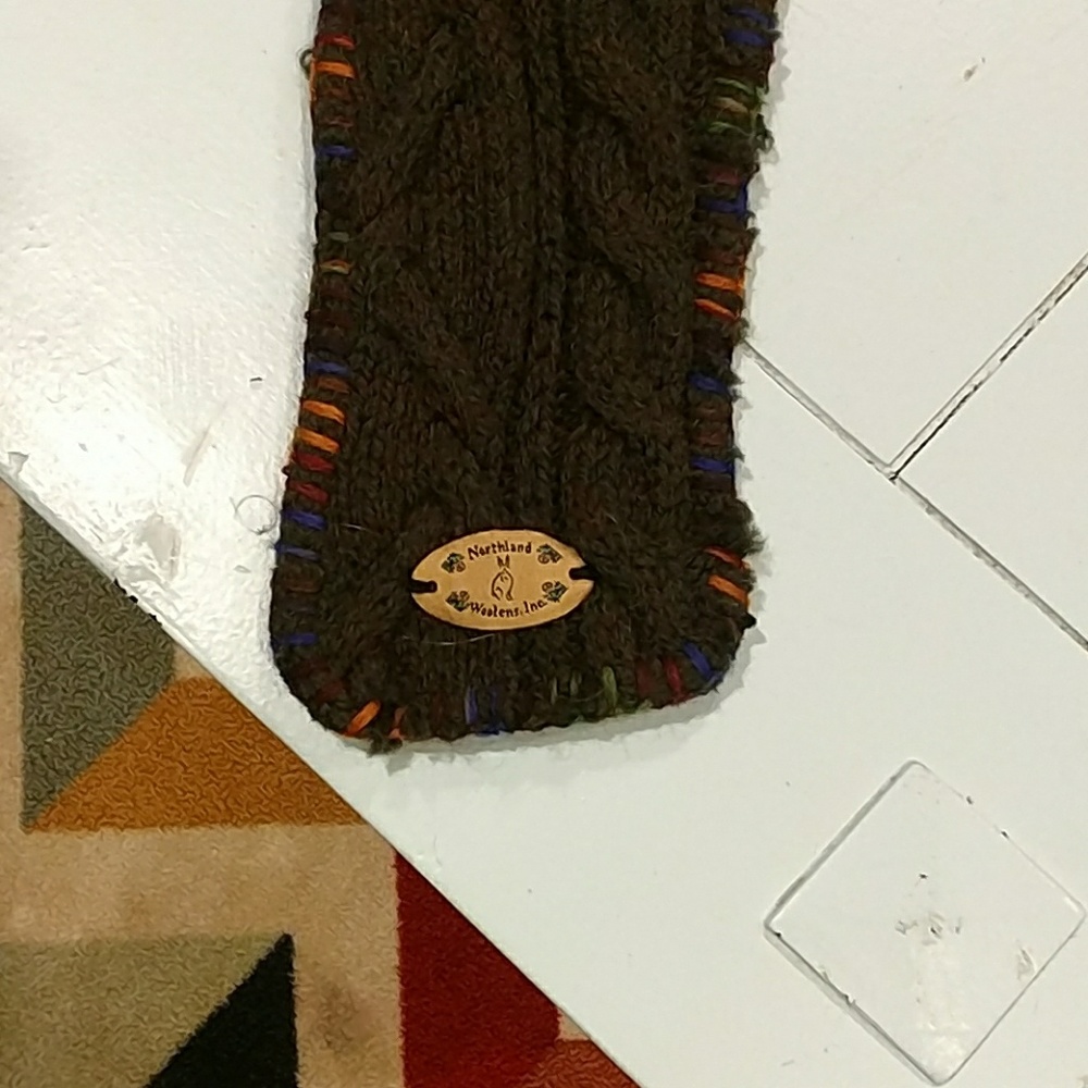 Scarve - Picture 2 of 2