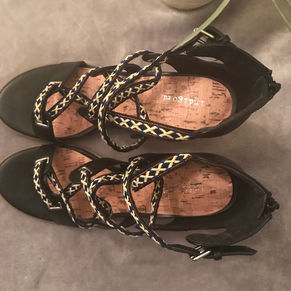 Indigo Rd. Block Heel Sandals - Picture 3 of 6