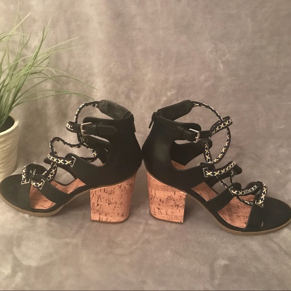 Indigo Rd. Block Heel Sandals - Picture 5 of 6