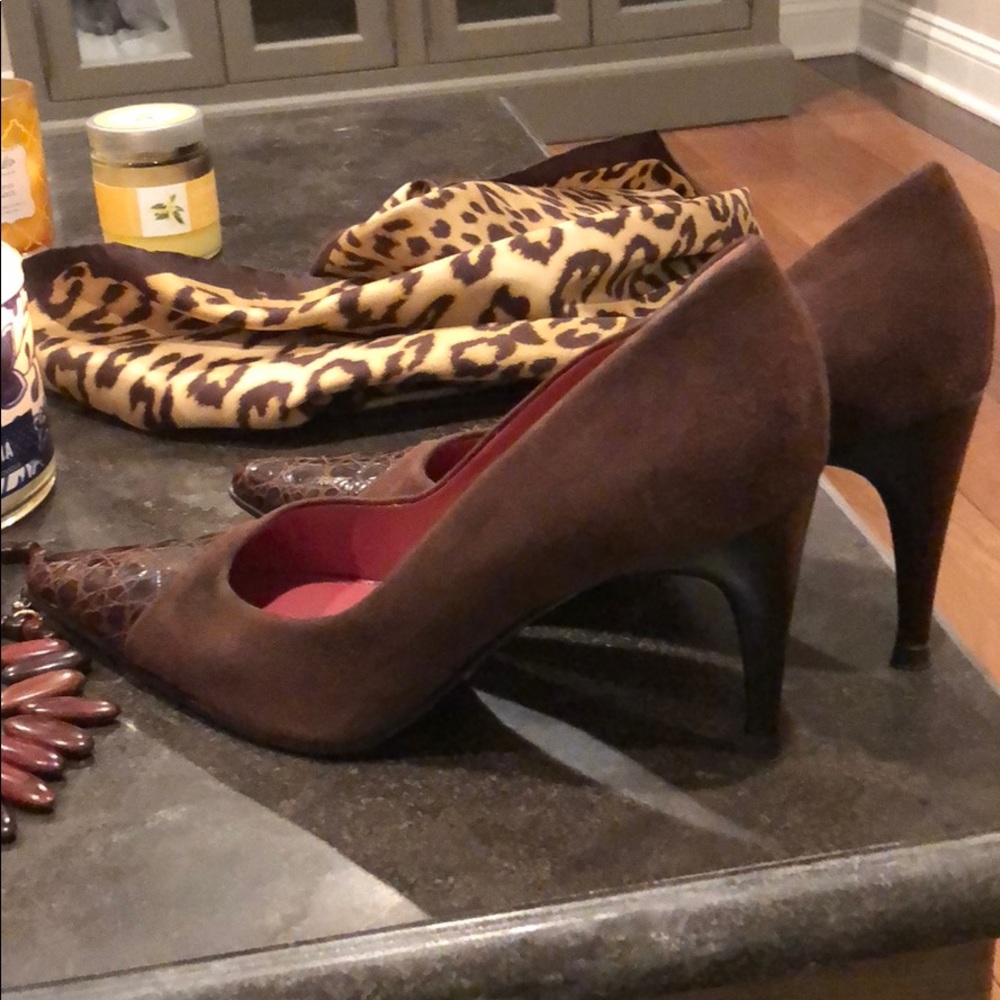 Brown Suede snakeskin leather Sergio Rossi heels.