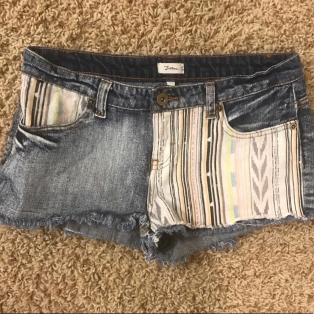 Trillium shorts
