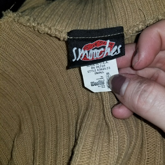 The ultimate 70s sweater dress - Picture 3 of 5