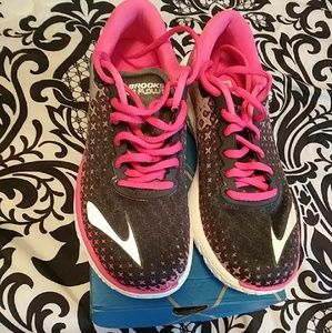 Brooks shoes
