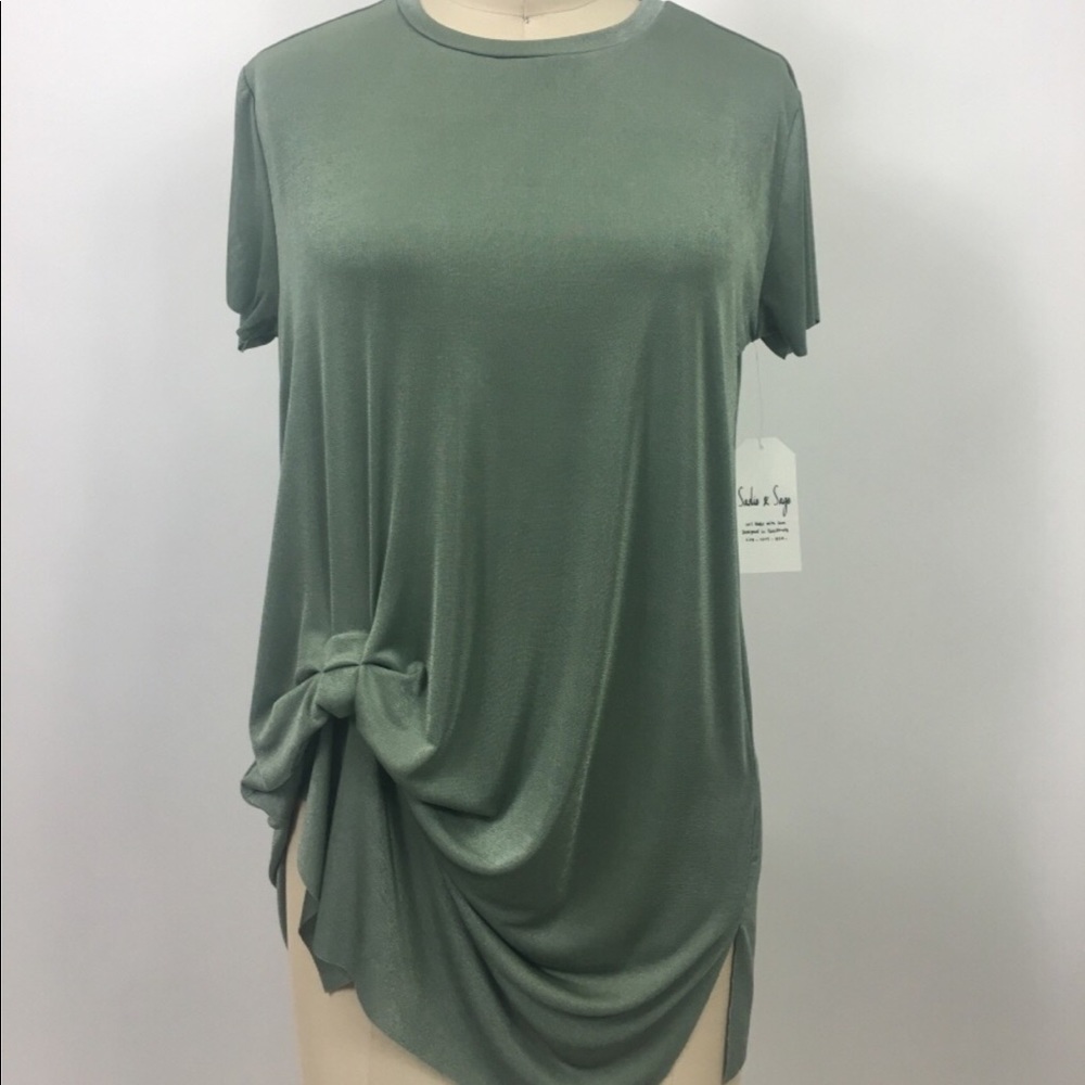 Last ones! Waterfall Draped Tee - Picture 2 of 7