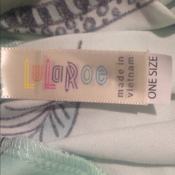 Lularoe one size leggings - Picture 3 of 3