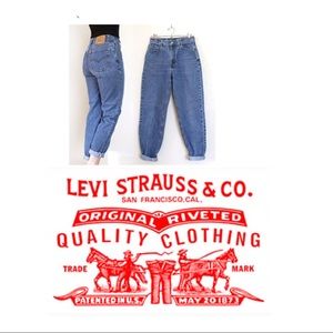 Levi”s 512 Jeans