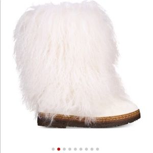 Bearpaw Boot White