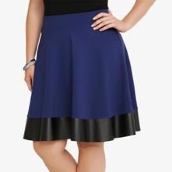 Torrid Dresses & Skirts - NWT! Torrid blue & black faux leather skater skirt