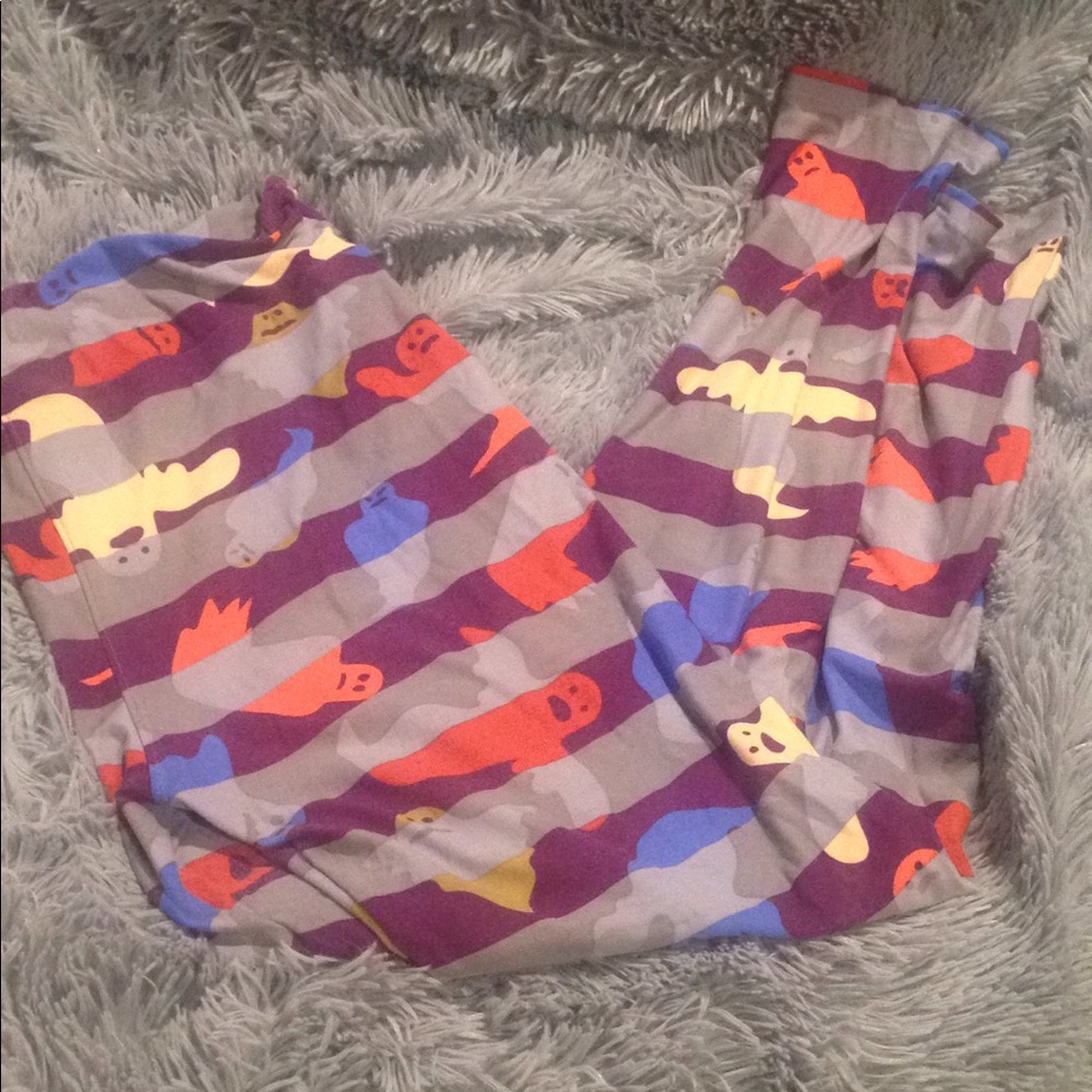 Lularoe ghost leggings