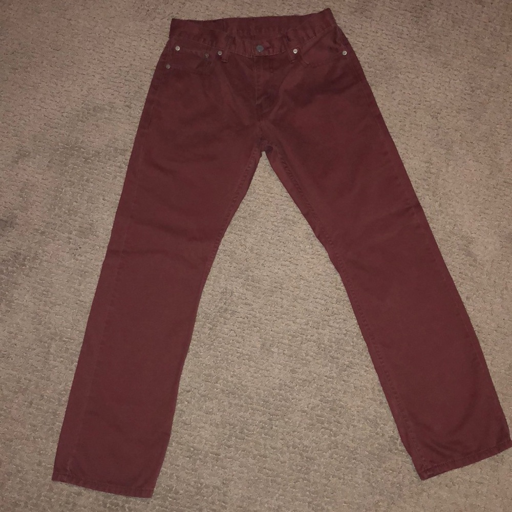 Maroon Levi’s Size 29 30