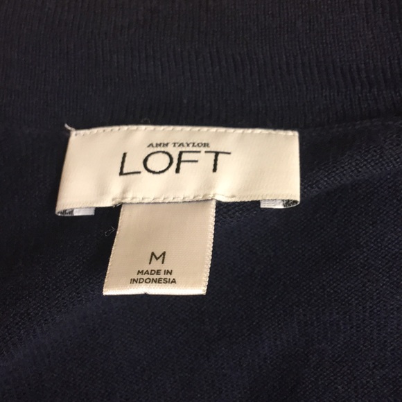 Sweater - Picture 1 of 2