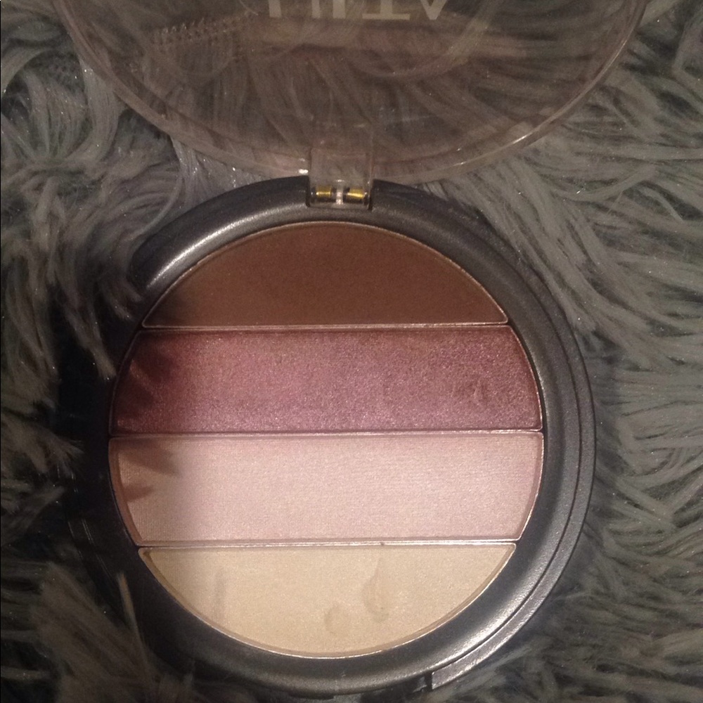 Ulta makeup bundle - Picture 2 of 4
