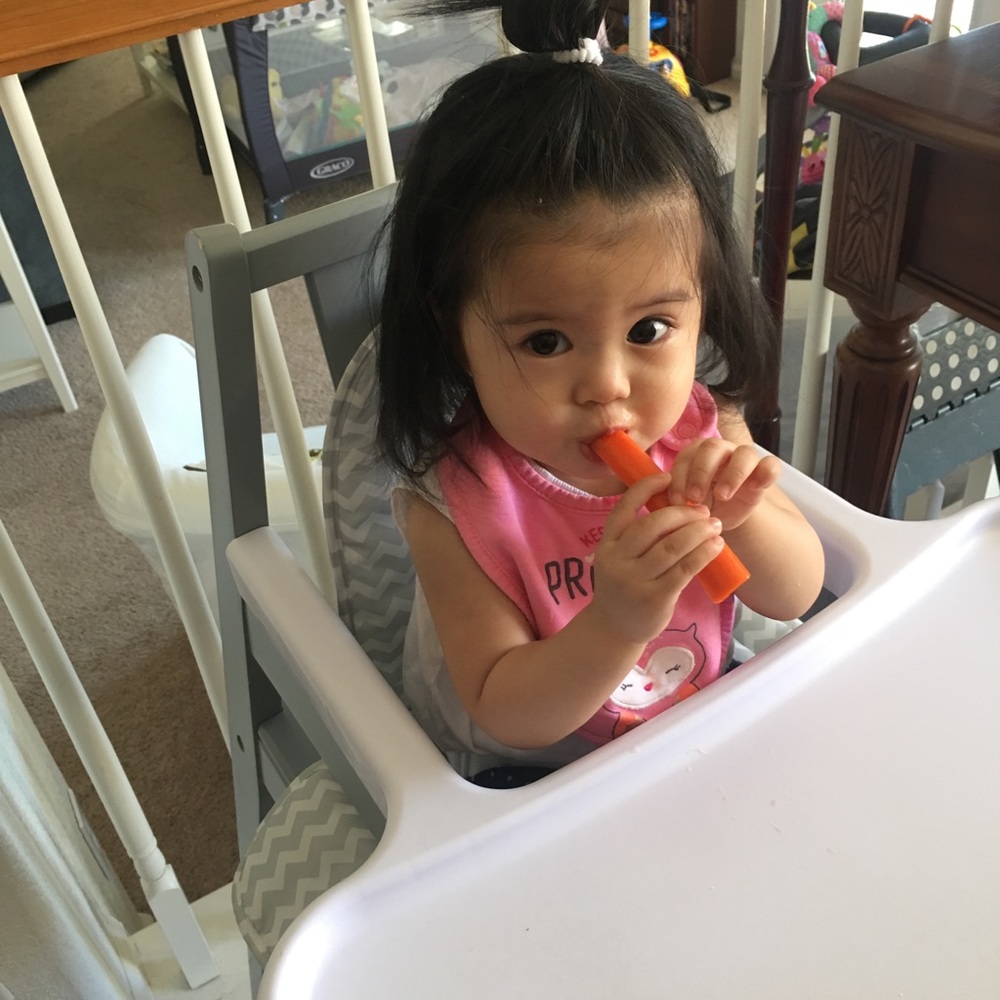 Meet your Posher, Mia