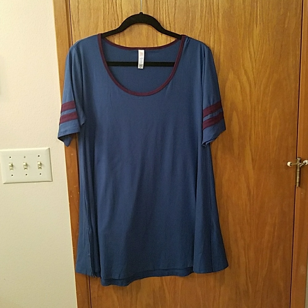 LuLaRoe M Perfect T EUC