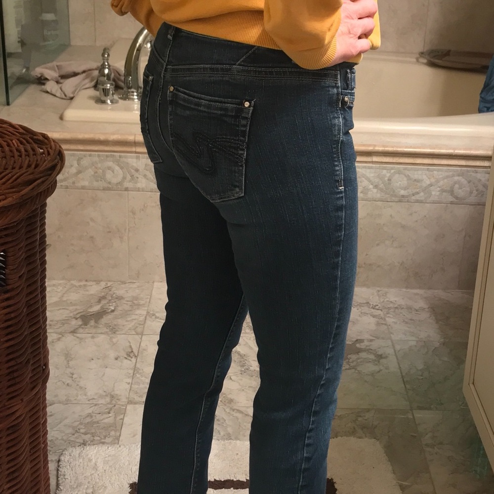 Slim Ankle skinny White House Black Market jeans