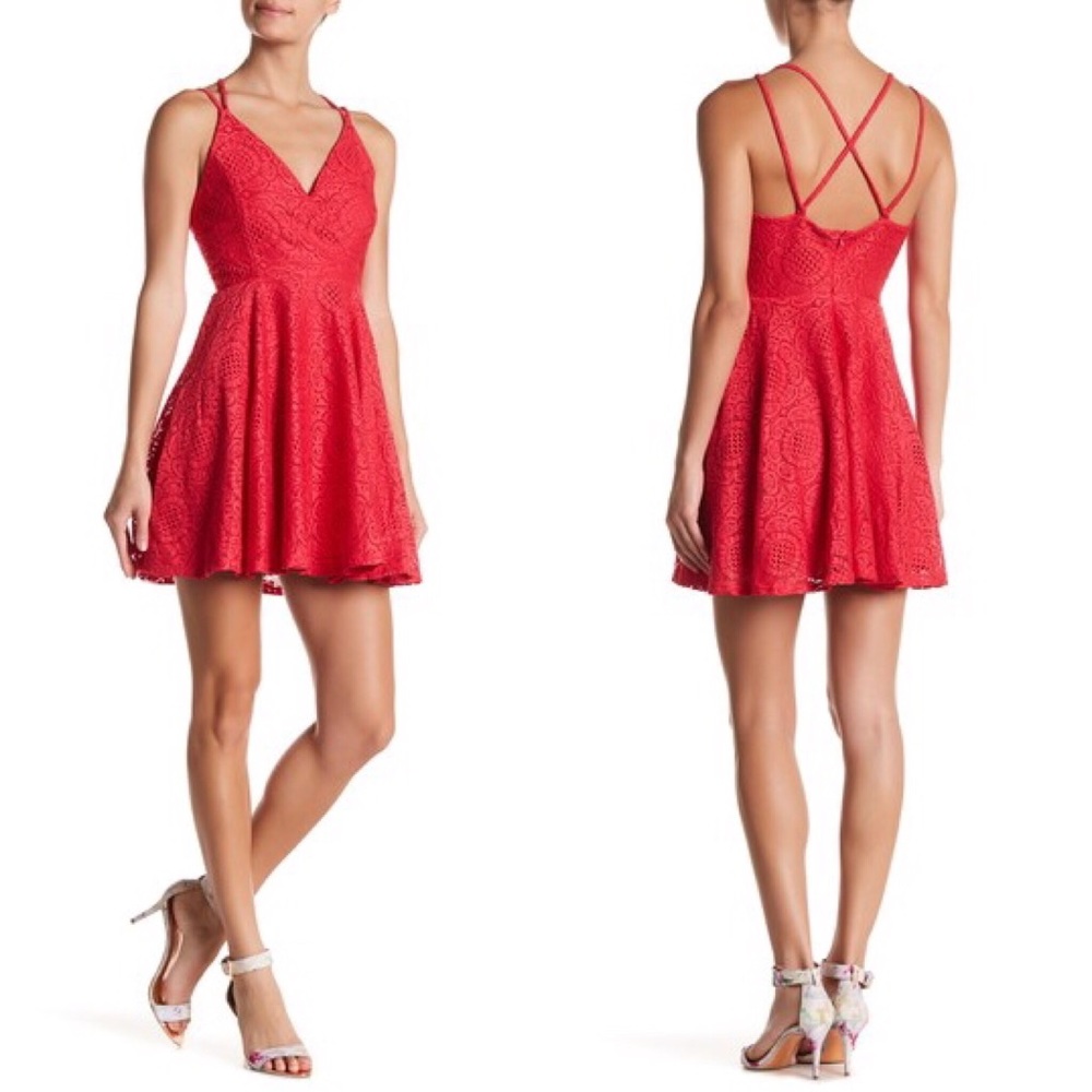 Romeo & Juliet Couture Surplice Lace Dress