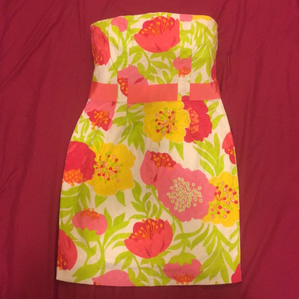 Lilly Pulitzer strapless dress.  Size 8.  NWOT. ❤️