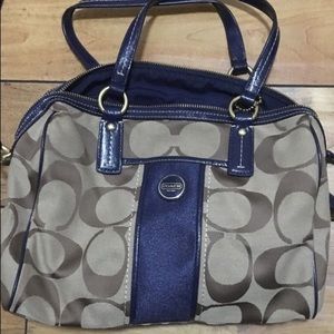 COACH PURSE WITH BLUE