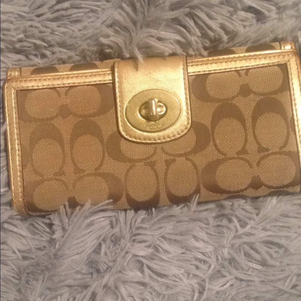Coach wallet
