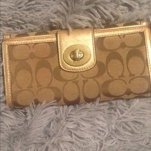 Coach wallet