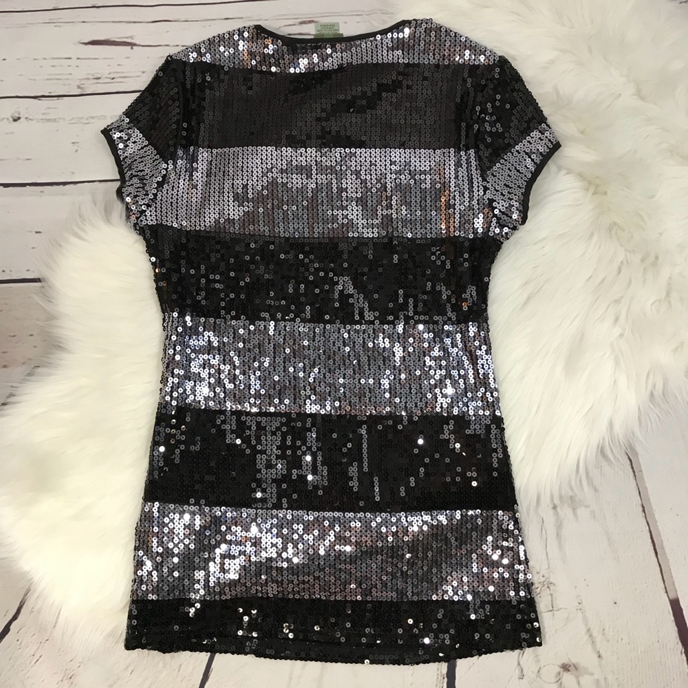 d small black and silver sequin top - Picture 3 of 5