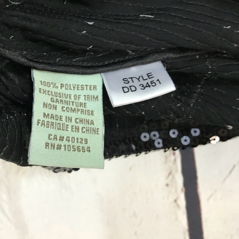 d small black and silver sequin top - Picture 4 of 5